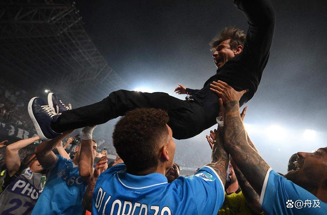 窗口期突围战来临，那不勒斯围绕葡超扳平良机，管理层满意，年轻球员得到机会的简单介绍-ayx